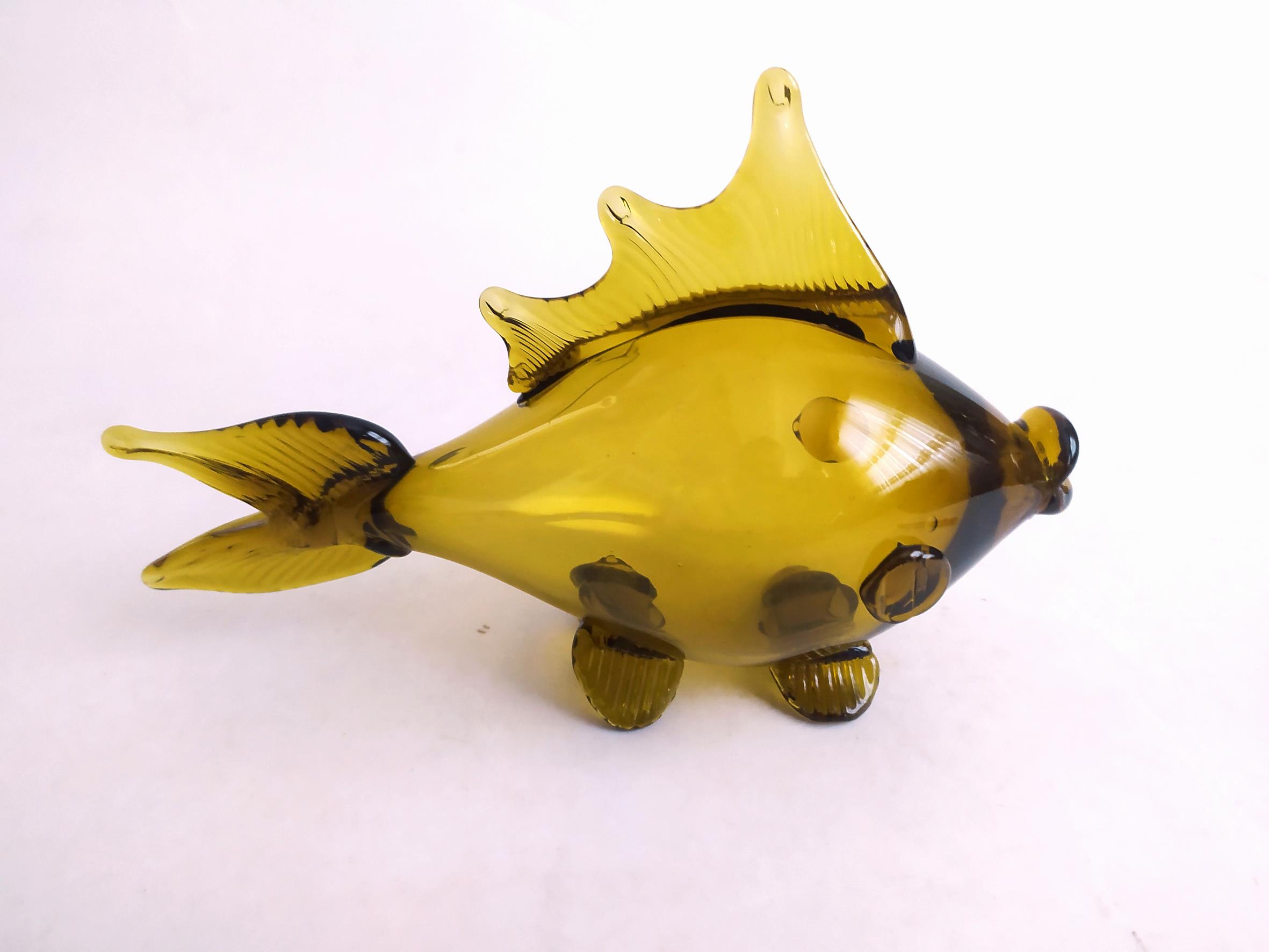 ماهی کمیاب دستساز مخصوص سفره سال نو قهوه ای