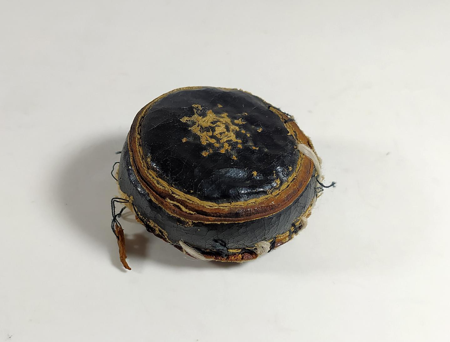 دعا یا قرآن چاپ سنگی با پوشش چرمی قدیمی