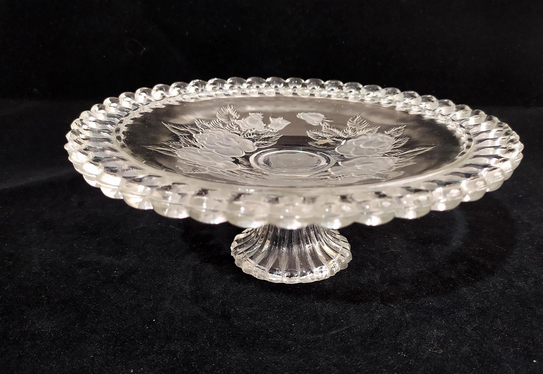  شیرینی خوری پایه دار بسیار زیبا گل یخی