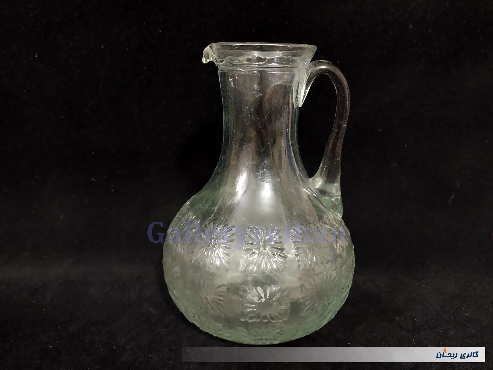 پارچ شیشه ای قدیمی زیبا و سالم