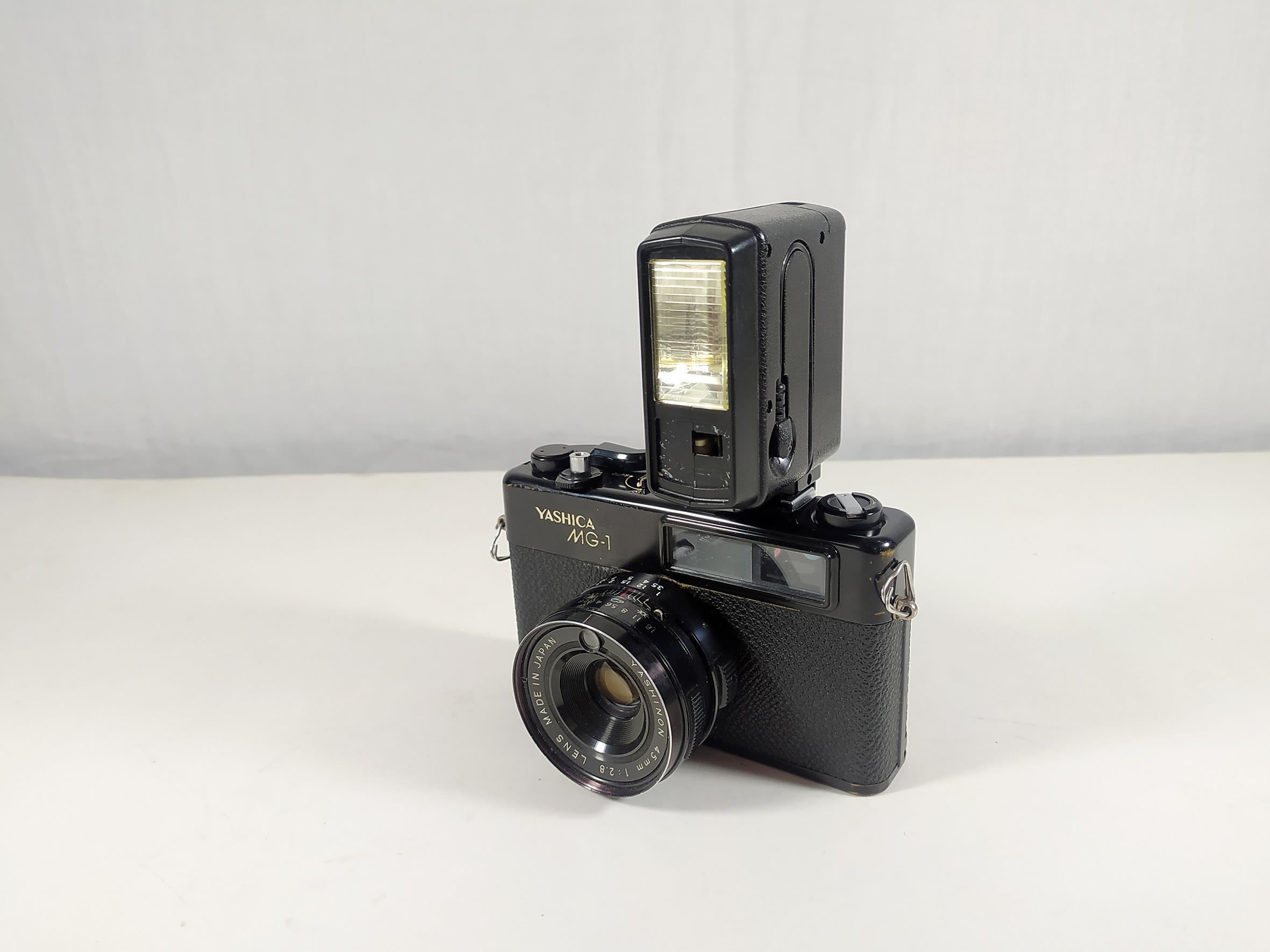 فلاش قدیمی دوربین عکاسی National PE-145