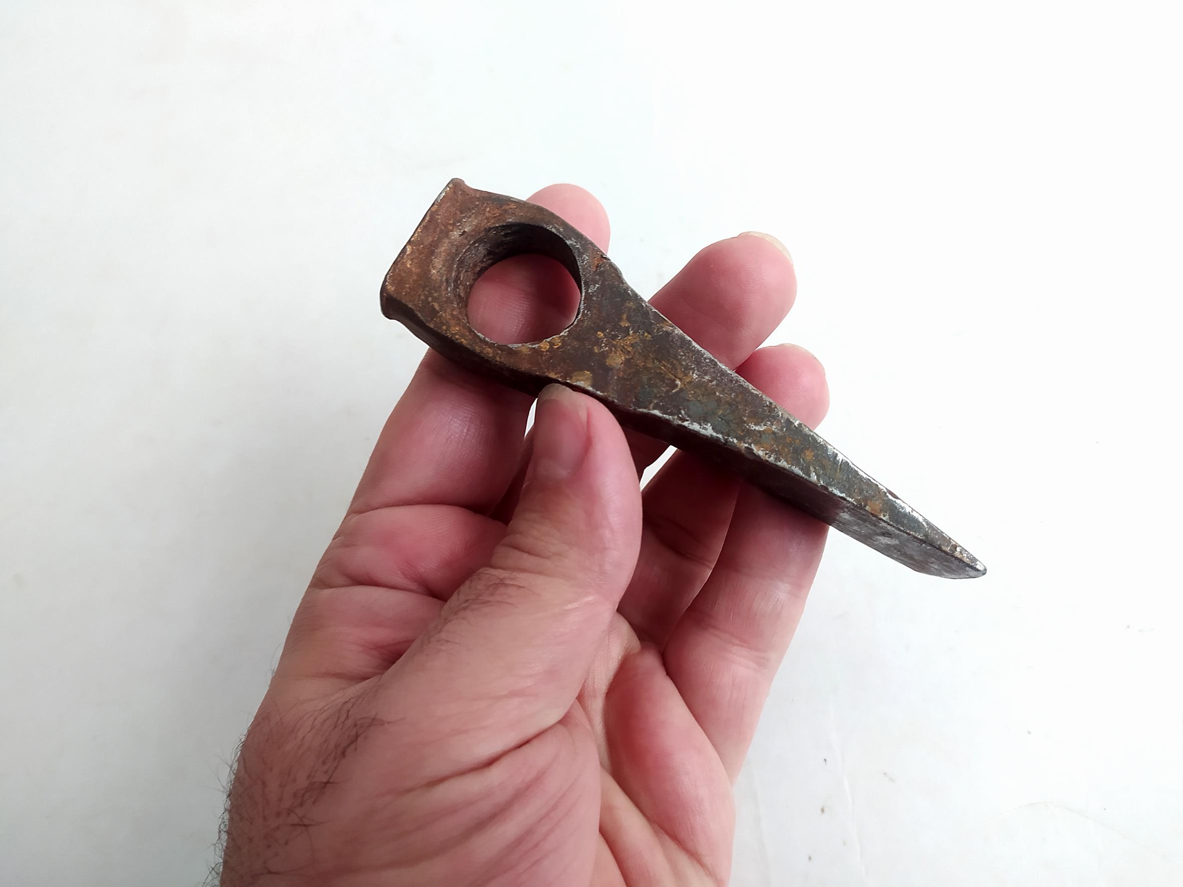 سری تیشه دست ساز قدیمی فولادی