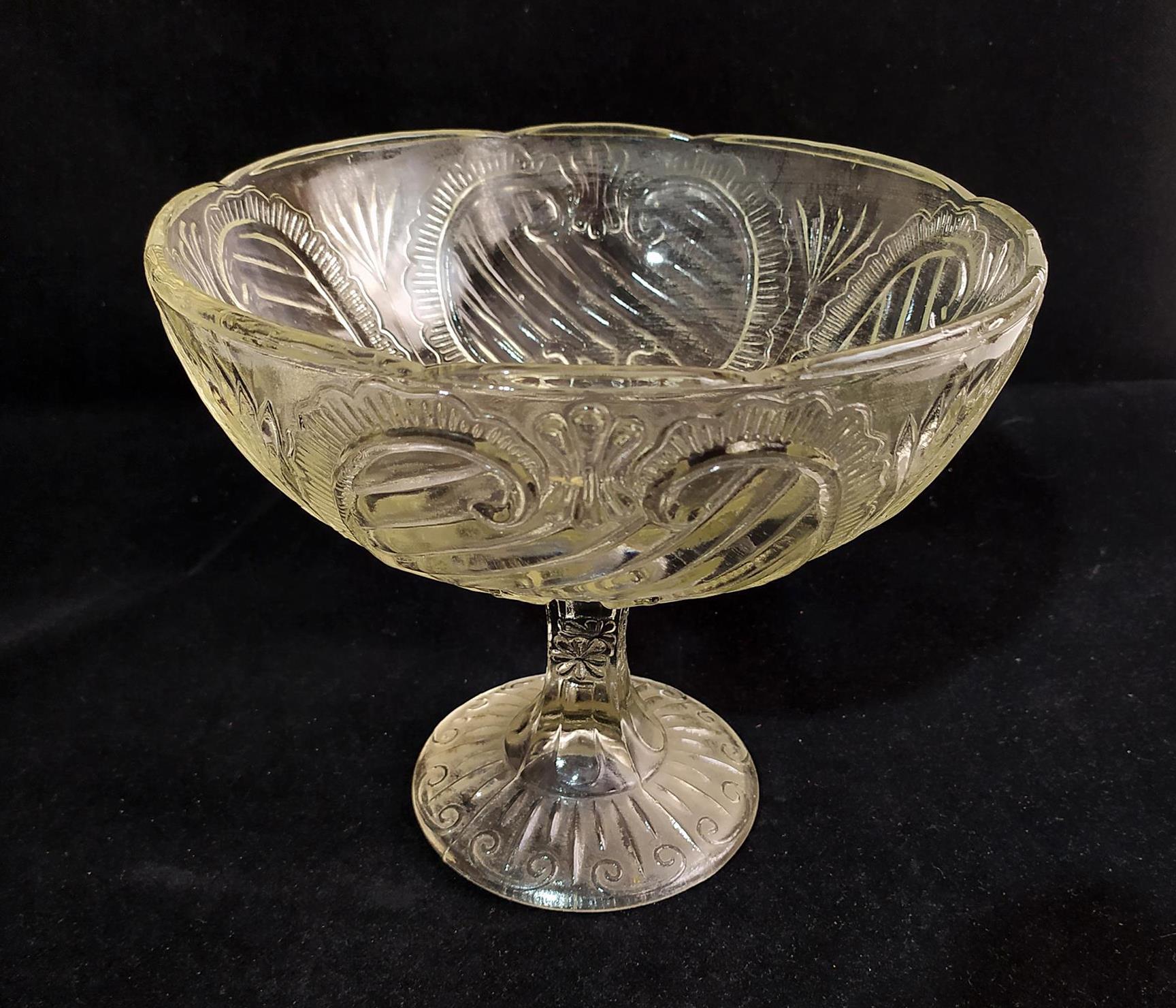  آجیل خوری پایه دار بسیار قدیمی و کمیاب 