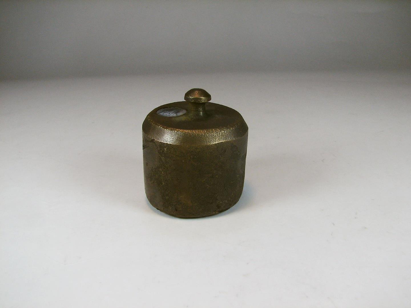  وزنه قدیمی آهنی روکش دار 354 گرمی