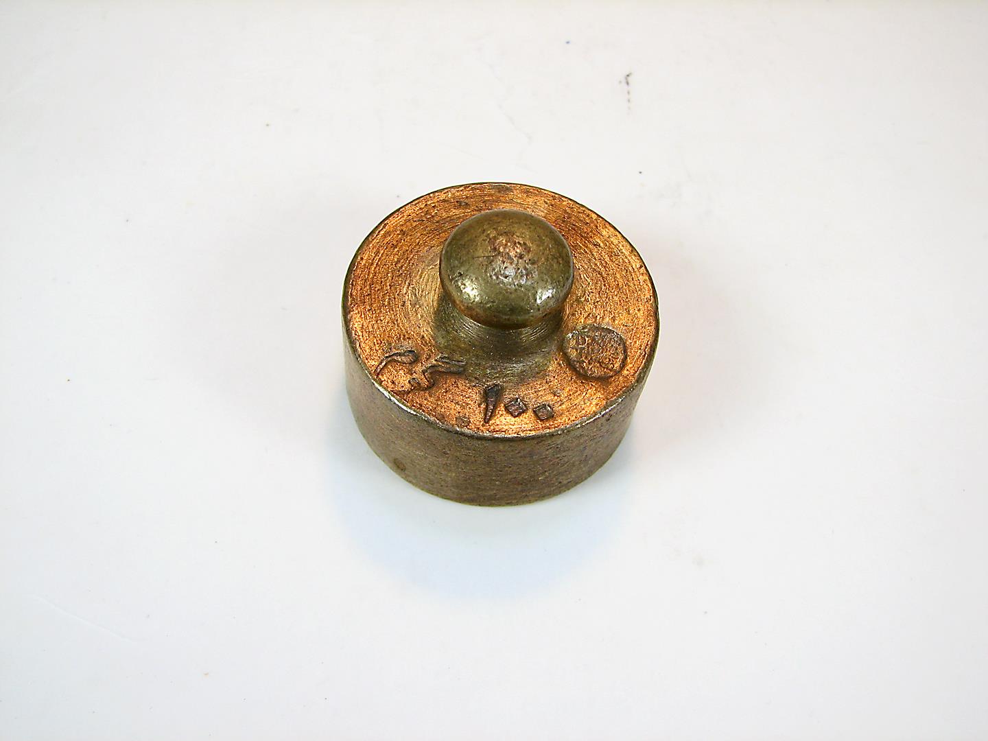  وزنه برنجی قدیمی 100 گرمی شیر و خورشید1314 