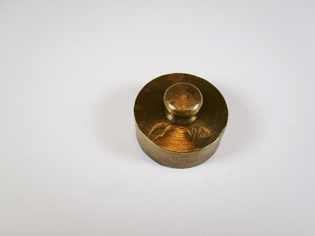  وزنه برنجی قدیمی 75 گرمی شیر و خورشید 1314