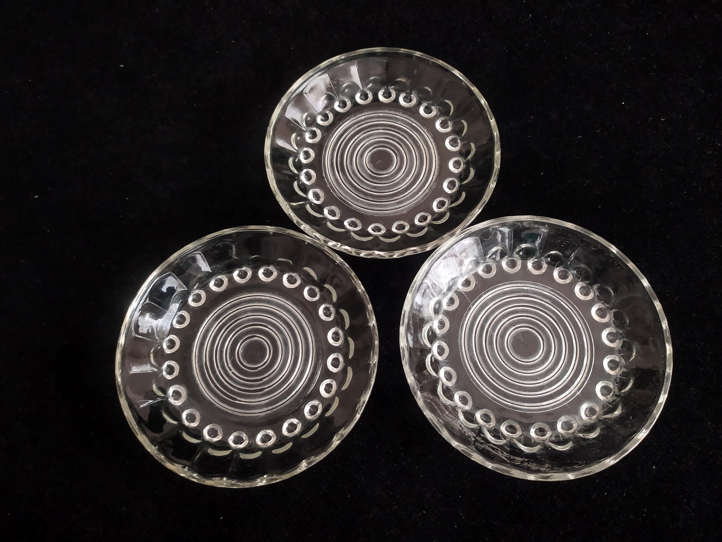  پیش دست قدیمی زیر لیوانی یا استکان