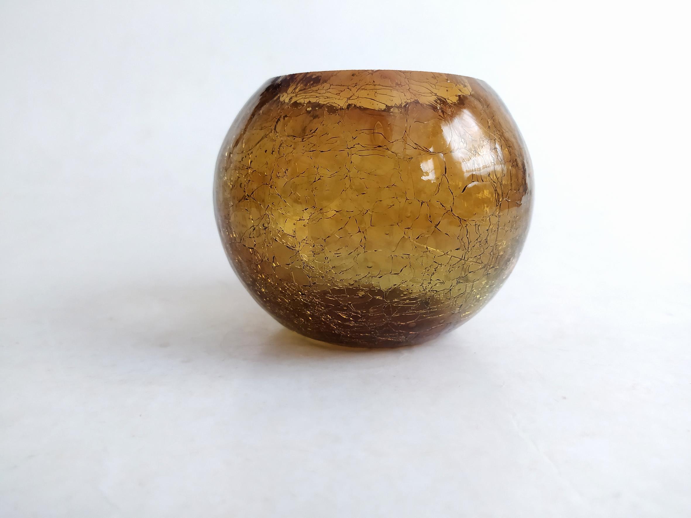  گلدان شیشه ای عسلی حالت ترک دارد ضخیم 