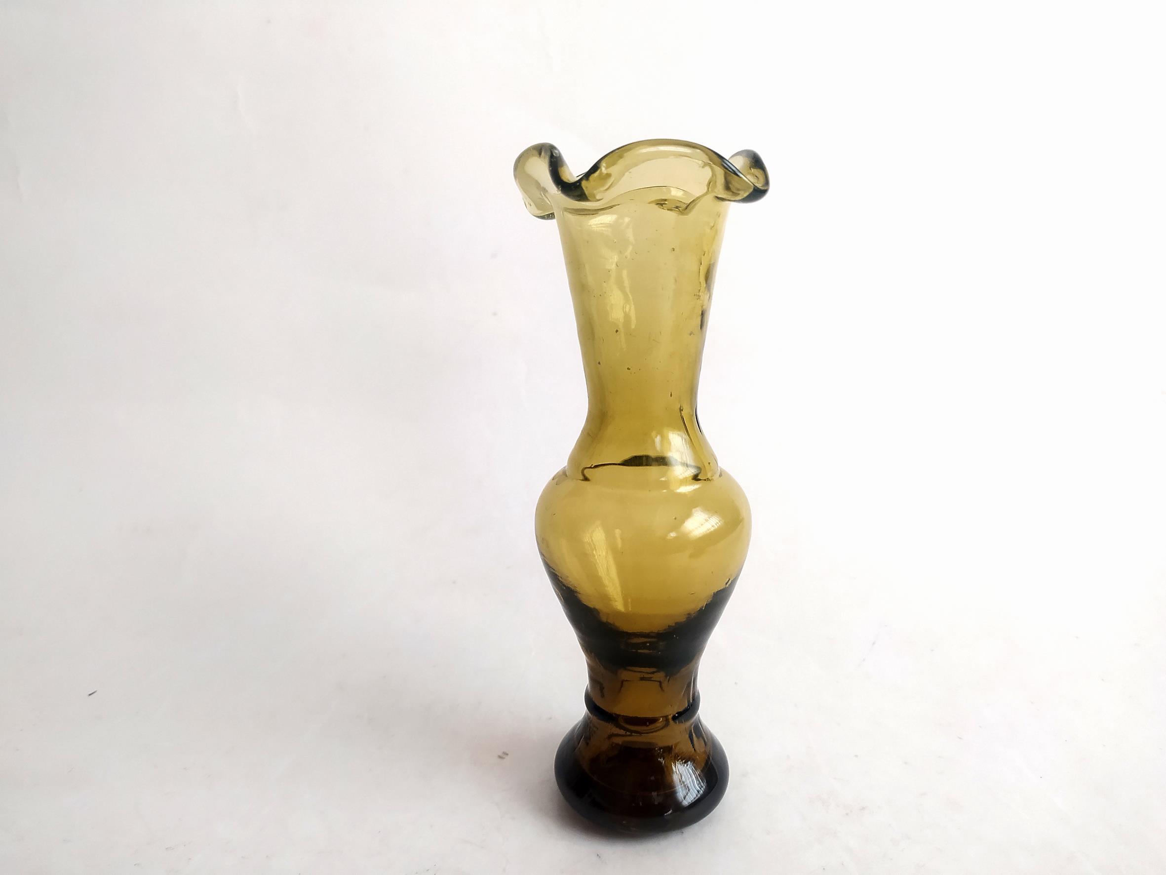  گلدان دست ساز قدیمی زیبا قهوه ای رنگ