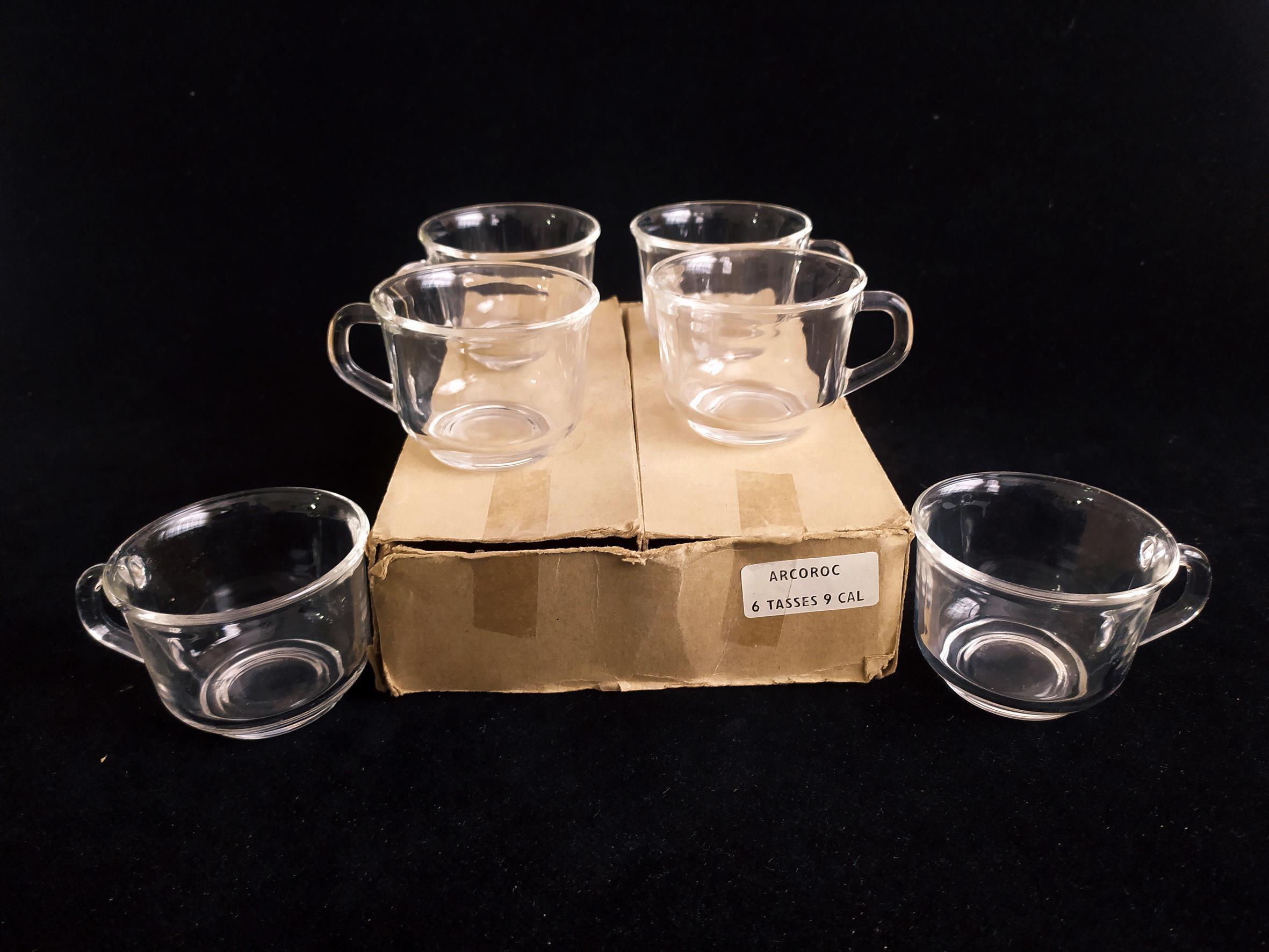  فنجان قدیمی آرکروک فرانسه arcoroc 