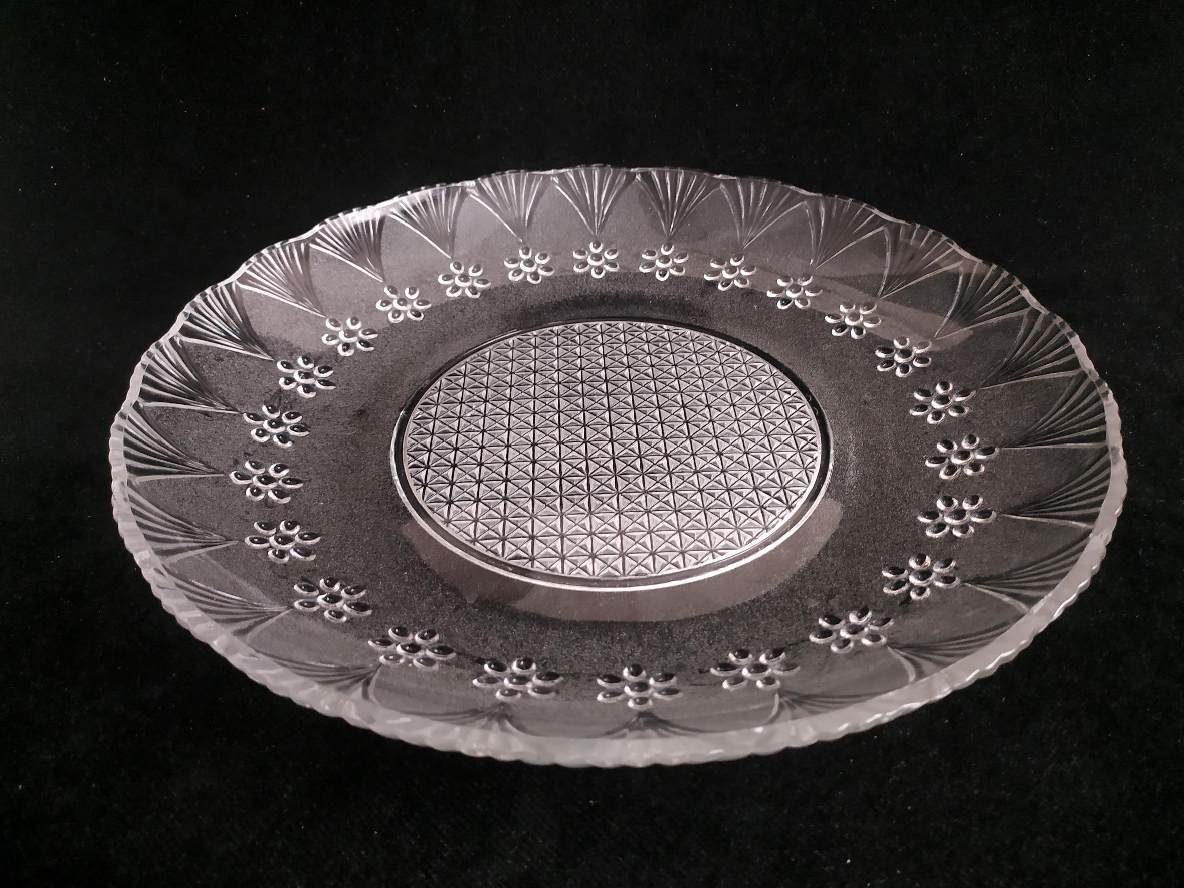  ظرف شیرینی خوری قدیمی بسیار ضخیم و زیبا