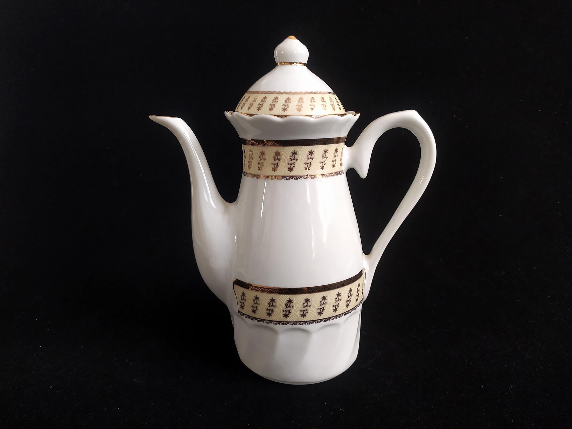 قوری یا شیرخوری قدیمی با طرح خاص و کمیاب