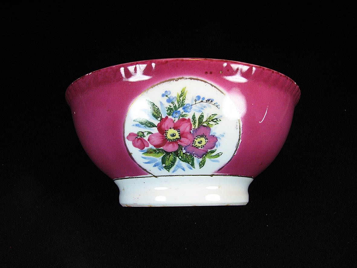 کاسه لاکی بسیار قدیمی زیبا 