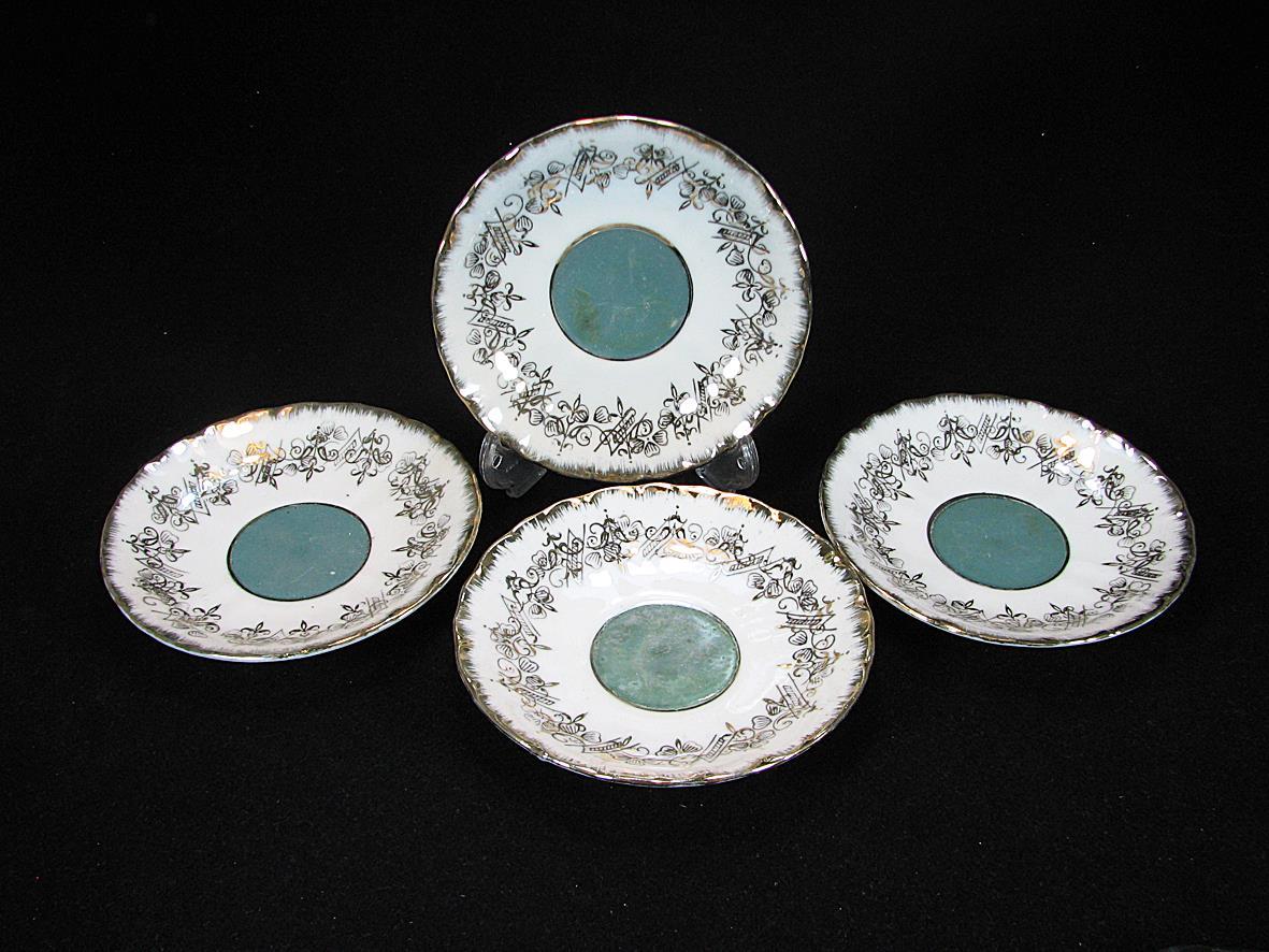 4 دیوارکوب یا زیرفنجانی حاشیه طلایی قدیمی