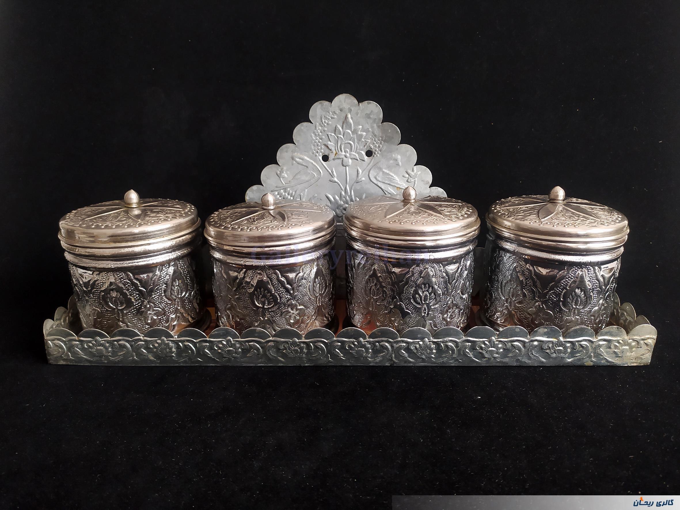 ست پاسماوری یا ادویه برنجی کهنه قلمکاری