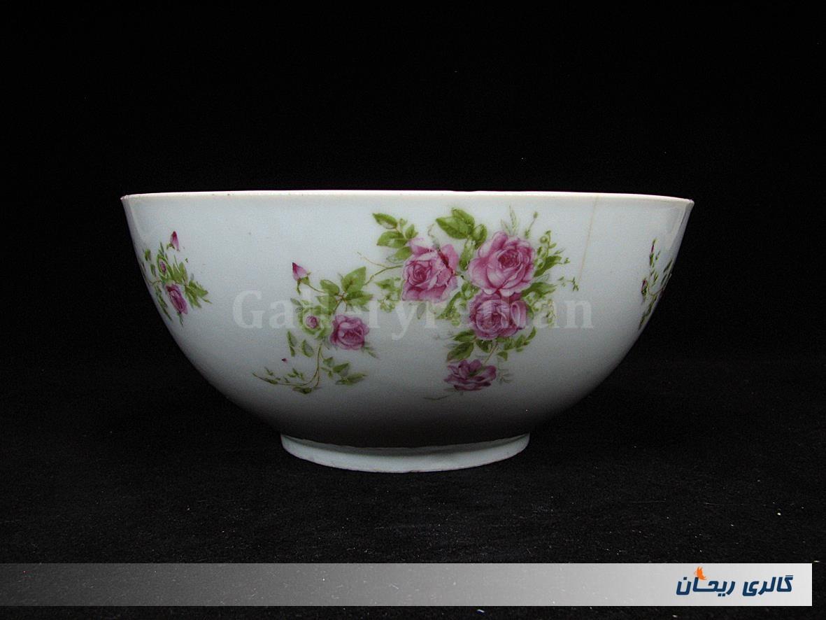کاسه کلکسیونی گلسرخی بیکعب پر گل قدیمی