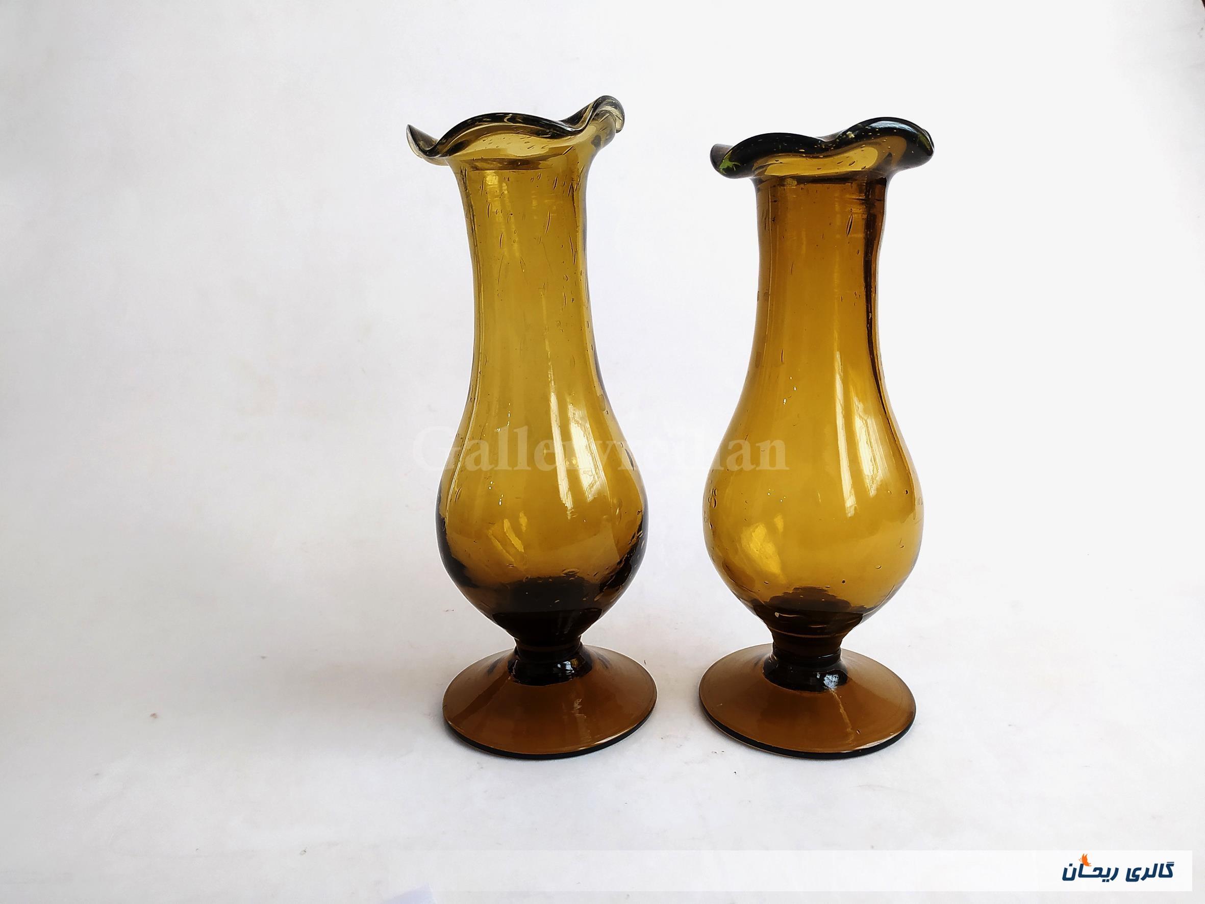 2عدد گلدان پایه دار قدیمی دستساز قهوه ای 