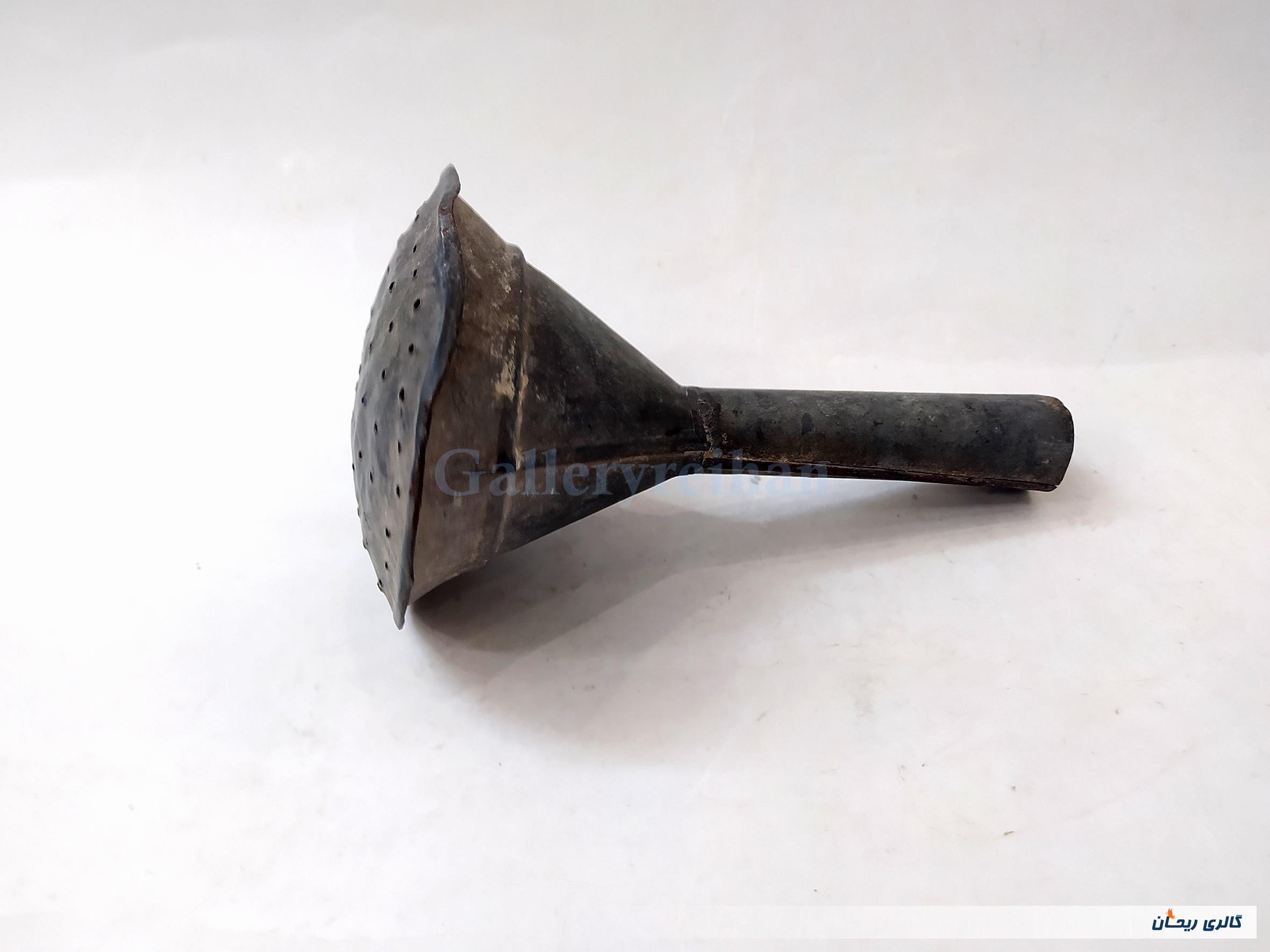 سری آبپاش دستی قدیمی دستساز 