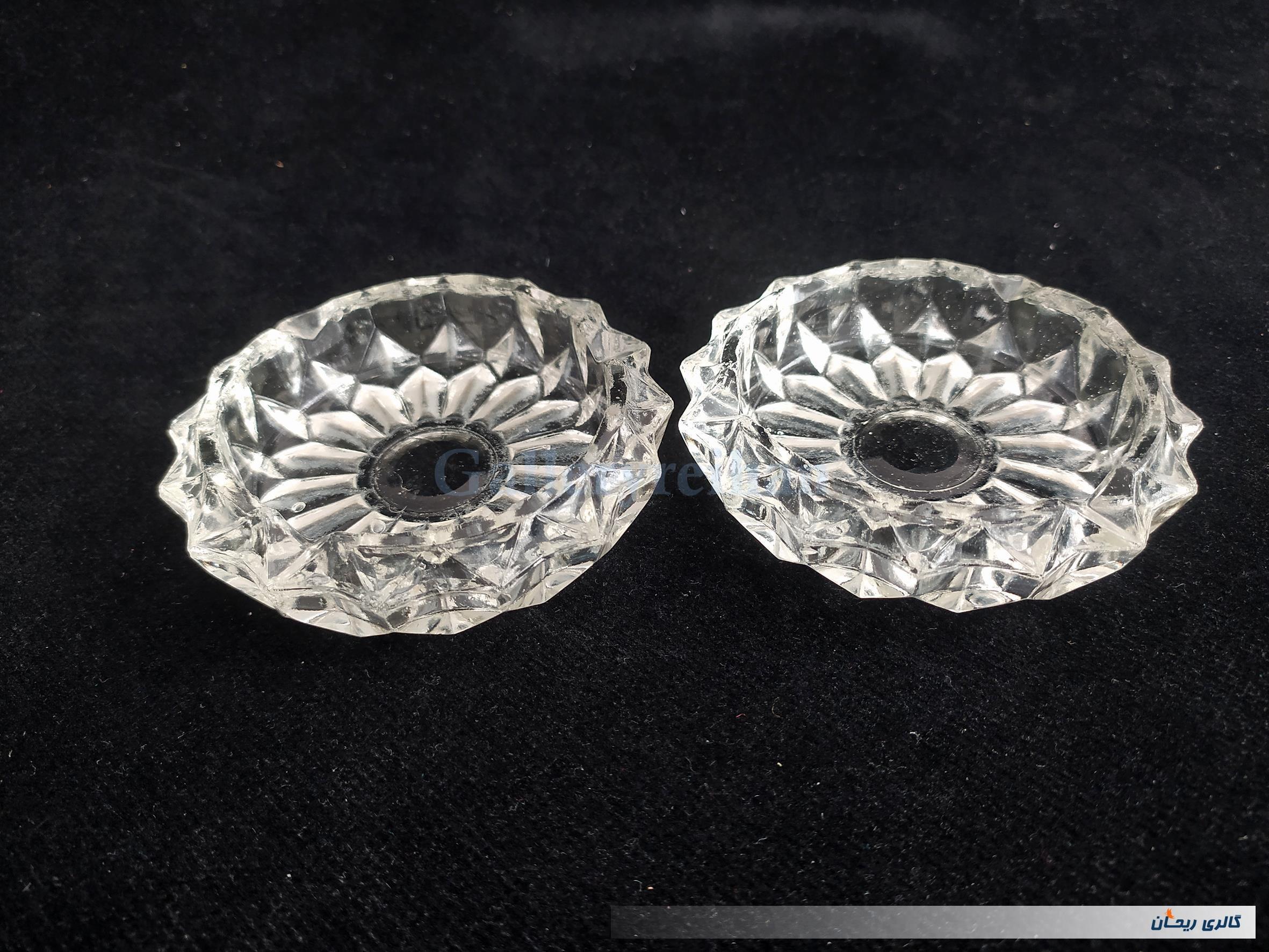 2عدد زیرسیگاری بلوری قدیمی طرح الماس 