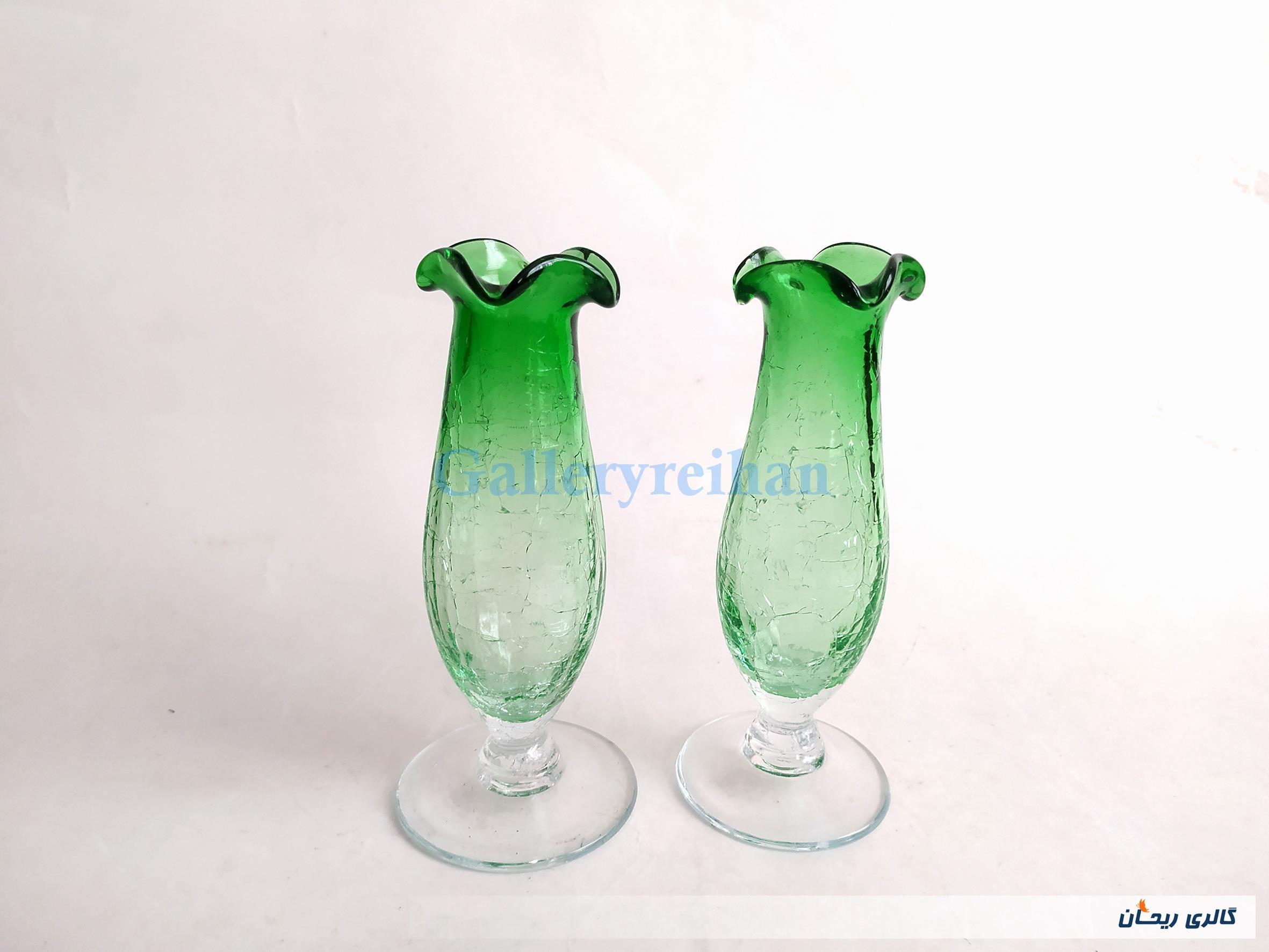 2عدد گلدان پایه دار آبگز سبز دستساز 