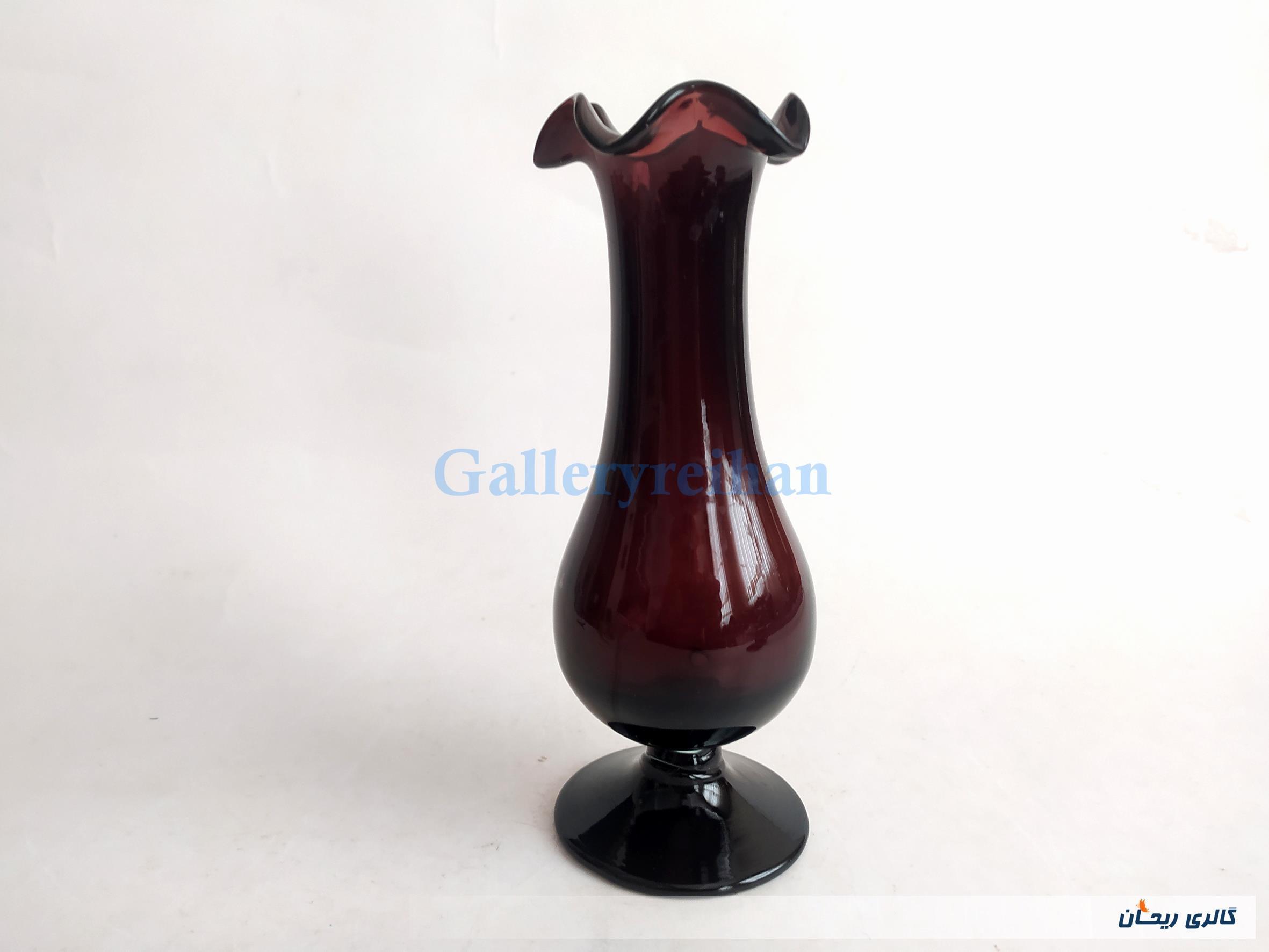 گلدان پایه دار لاله ای قدیمی دستساز زرشکی 