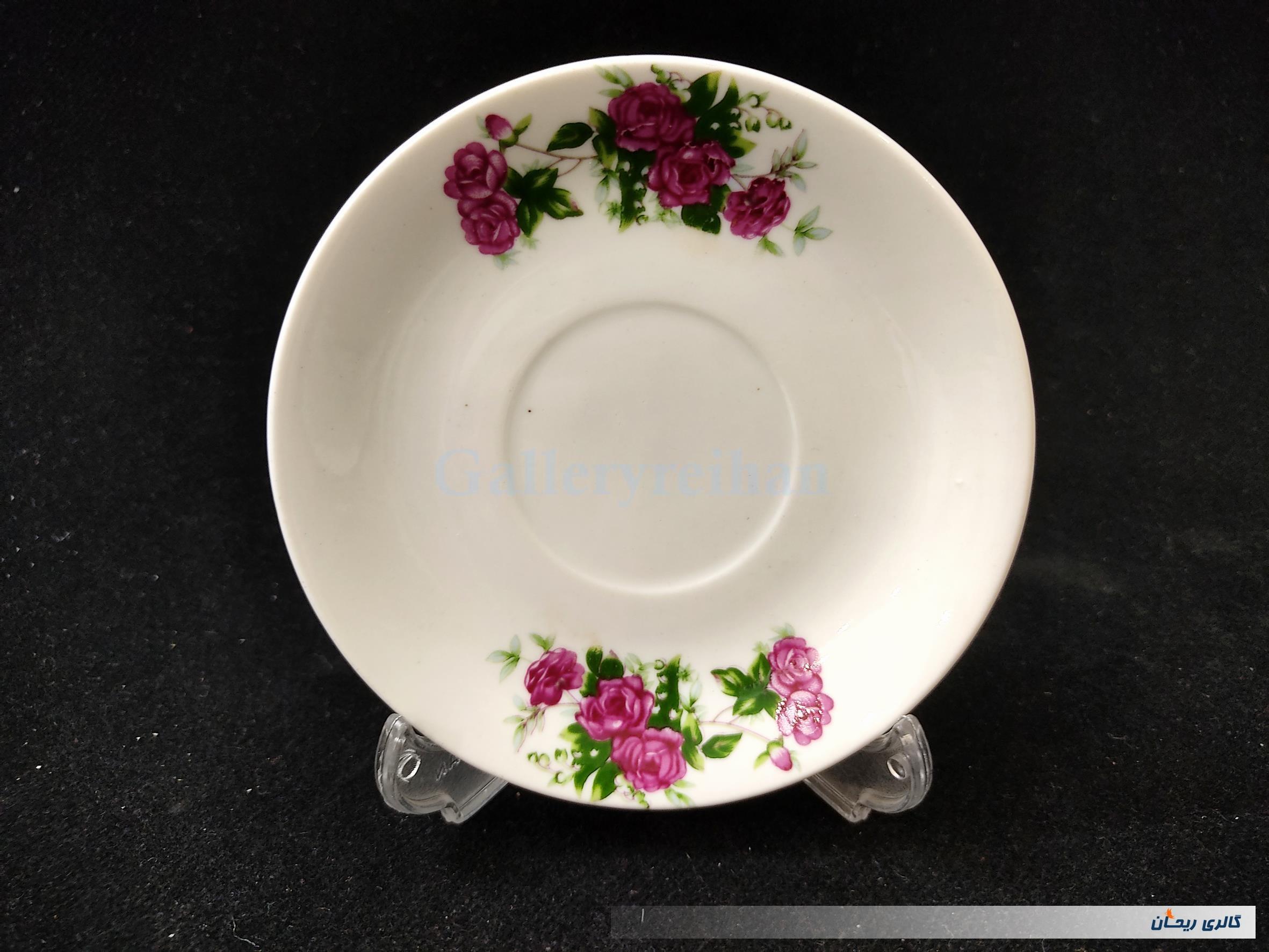 دیوارکوب یا زیر فنجانی گل سرخی قدیمی 