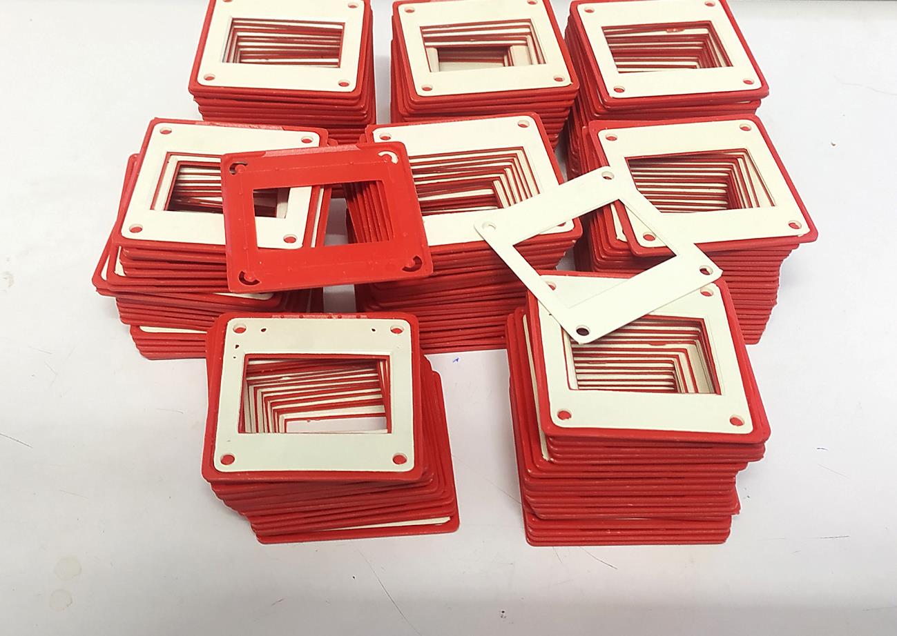 155 عدد قاب اسلاید خام دو تکه پلاستیکی