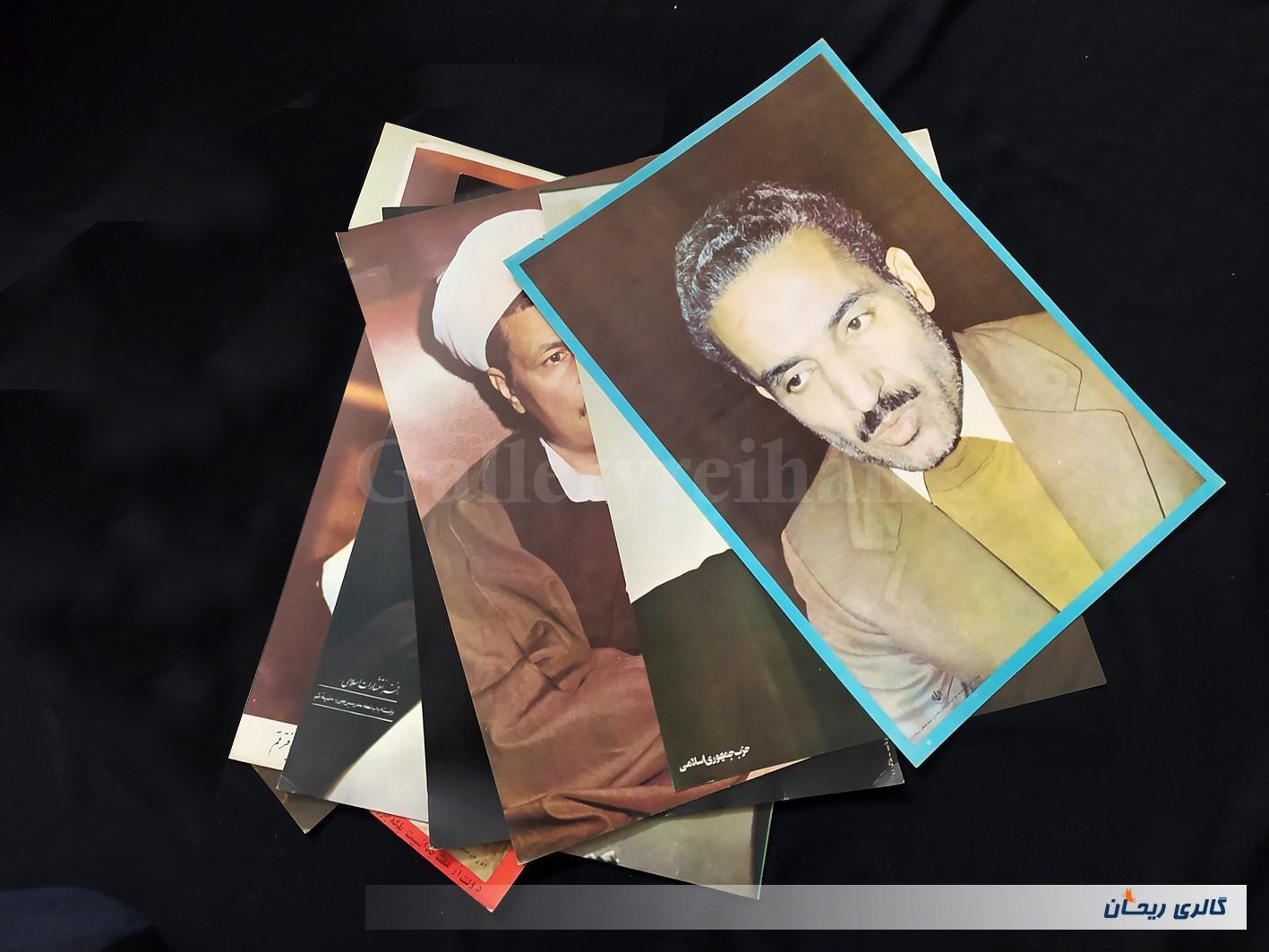 8 عدد پوستر بزرگ قدیمی چاپ اوایل انقلاب 