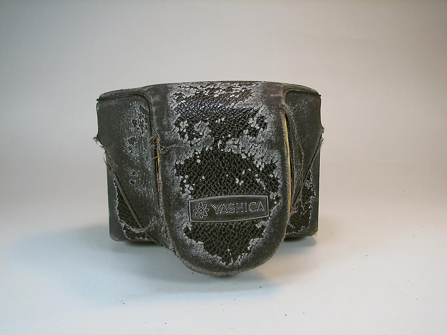  کیف اورجینال دوربین یاشیکا Yashica