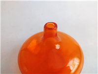  سالونگ یا بطری دستساز شیشه ای کوچک نارنجی