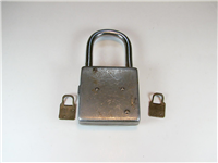  قفل کلکسیونی و قدیمی رمزی ساخت کره شمالی