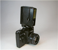 فلاش قدیمی دوربین عکاسی Raynox با کیف