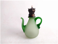 چراغ نفتی دست ساز سبز با شکل خاص