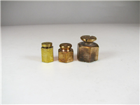  3 عدد وزنه قدیمی برنجی 10 و 4 و 3 مثقالی