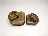  2عدد وزنه فولادی قاجاری دست ساز و حلقه دار 