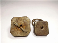  2عدد وزنه فولادی قاجاری دست ساز و حلقه دار 