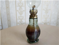 چراغ نفتی قدیمی شیشه ای ساخت هنگ کنگ 
