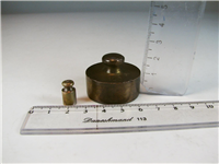 وزنه آهنی روکشدار قدیمی 100 و 5 گرمی