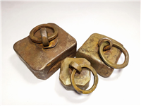 3عدد وزنه فولادی قاجاری دست ساز و حلقه دار