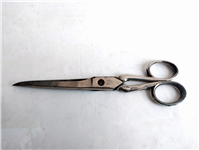  قیچی قدیمی ساخت کشور ایتالیا