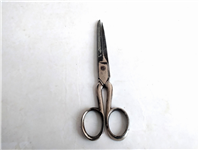  قیچی قدیمی ساخت کشور ایتالیا