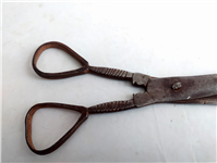  قیچی فولادی دست ساز قاجاری با دسته خاص