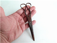  قیچی فولادی دست ساز قاجاری