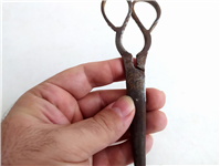  قیچی عملدار فولادی قاجاری کاردست 