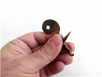  قطعه فولادی احتملا قسمتی از تفنگ قدیمی