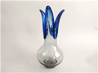  گلدان شیشه ای دستساز آبی قدیمی