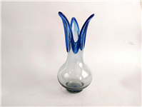  گلدان شیشه ای دستساز آبی قدیمی