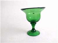  یک عدد جام قدیمی دست ساز سبز 