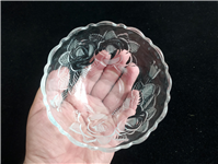  1عدد کاسه آجیل خوری بلور دورنگ