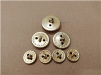 7 عدد دکمه کلکسیونی شرکت نفت پهلوی